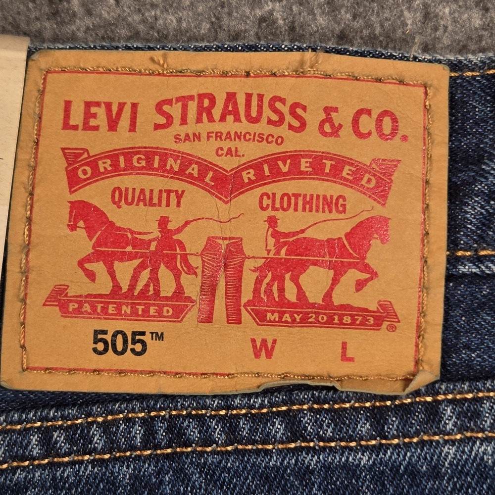 Levi’s 505 Jeans Mens 48x28 Big And Tall Blue Denim Straight Leg Medium Wash NWT - Picture 4 of 15